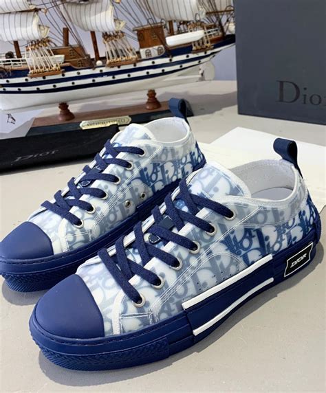 dior sneakers italy